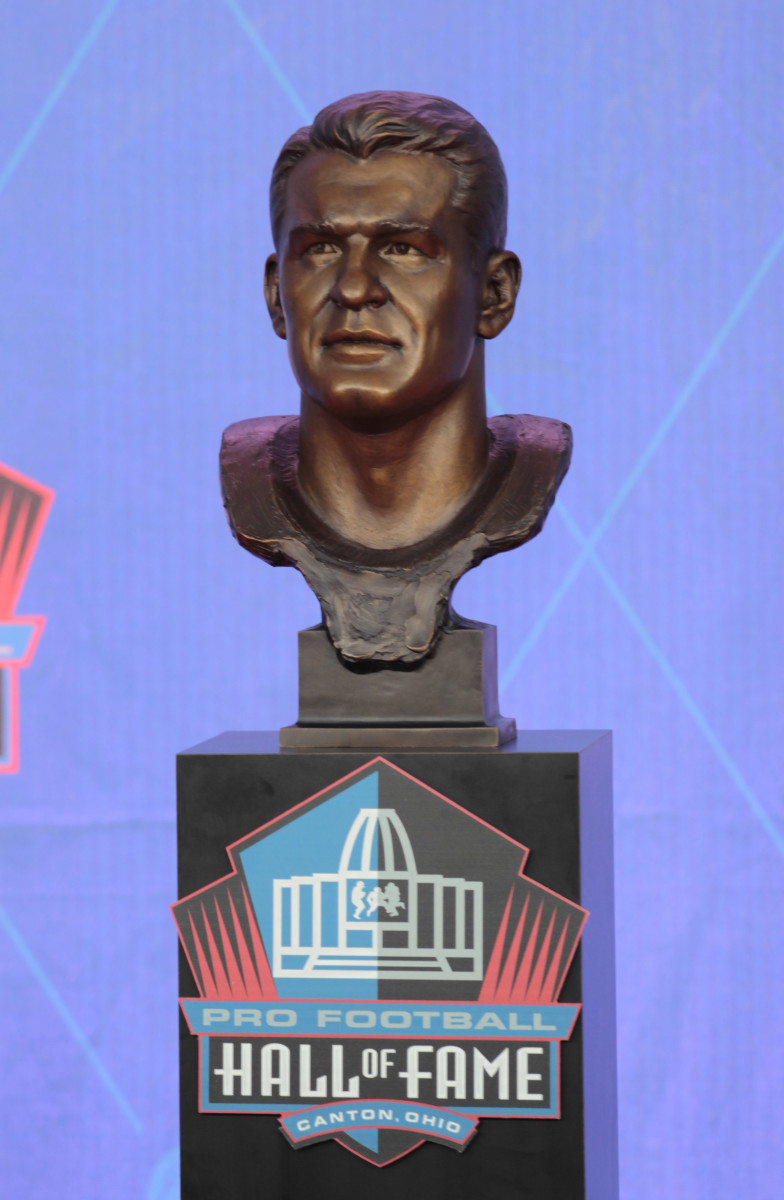 Bust of Lions legend Dick Stanfel, 2016 Pro Football Hall of Fame enshrinement ceremony at the Tom Benson Hall of Fame Stadium in Canton, Ohio.