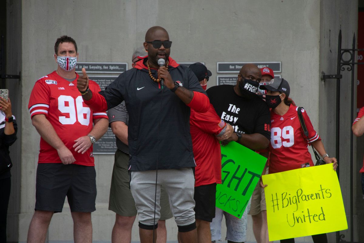 parent_protest_15