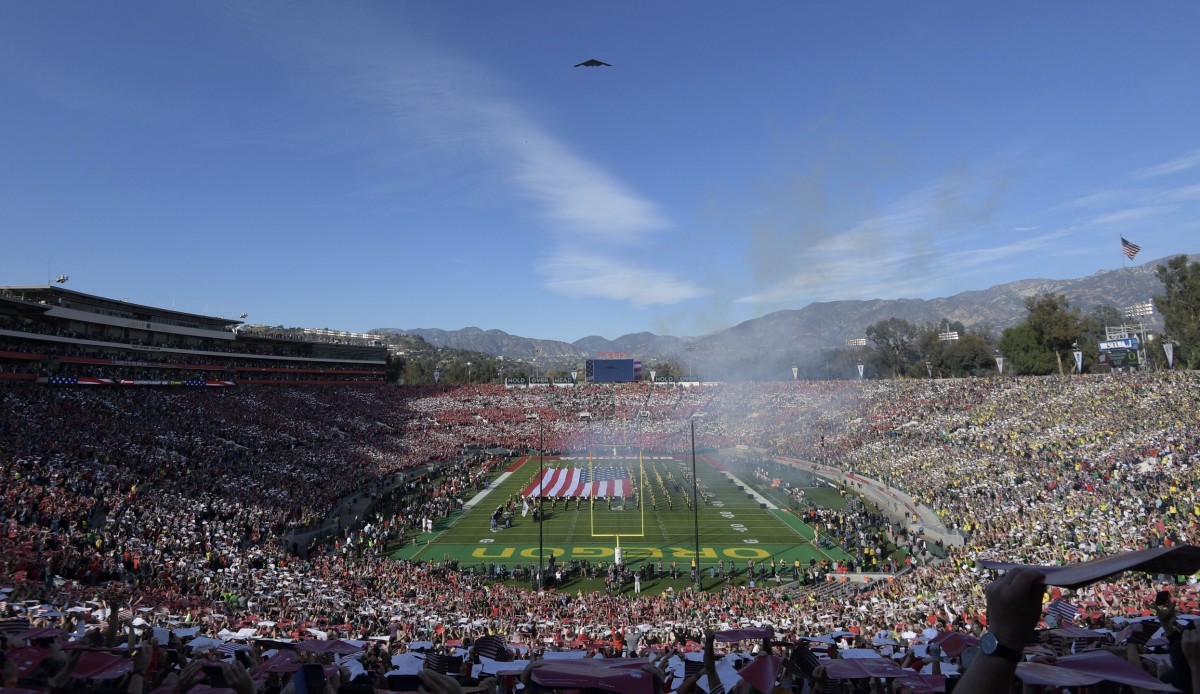 A fly-over before the 2020 Rose Bowl between Oregon and Wisconsin.