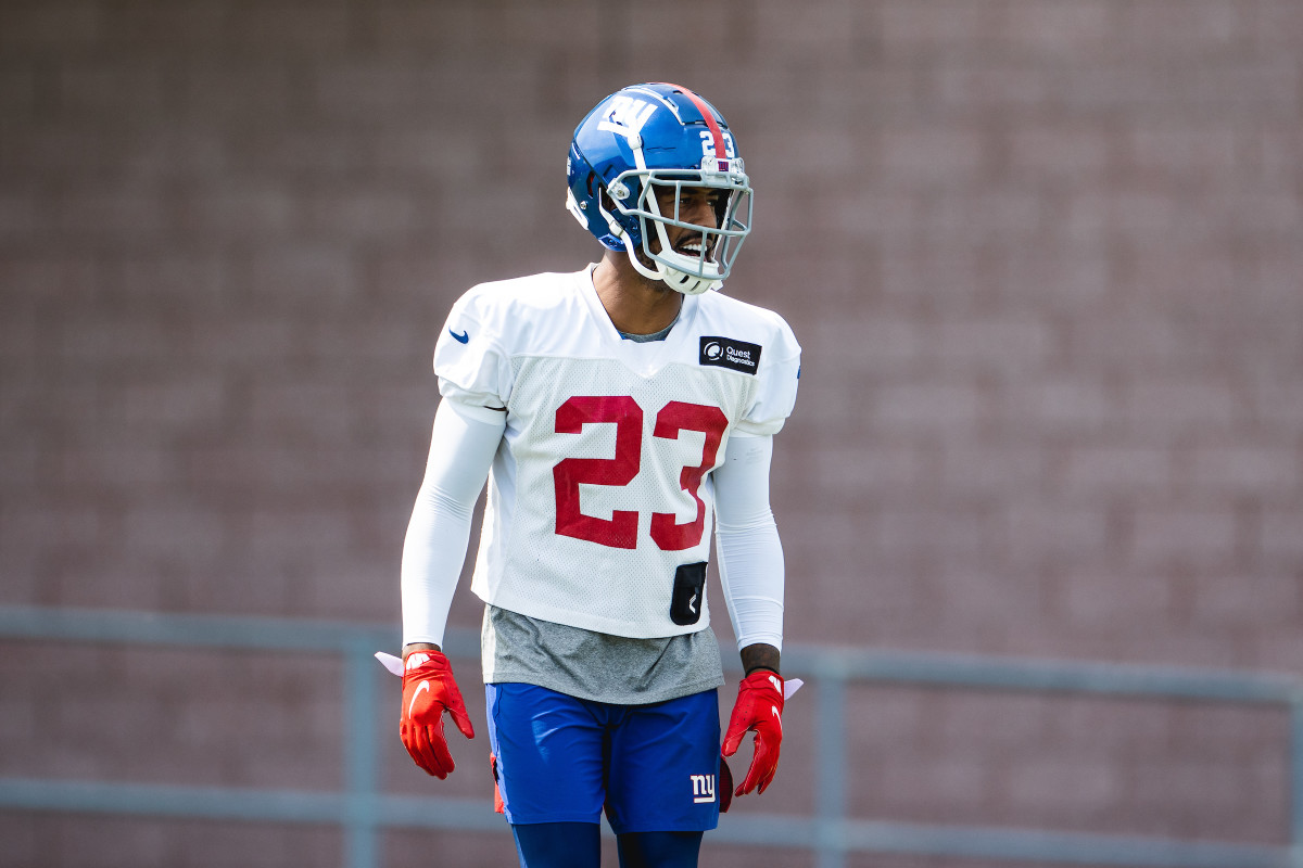New York Giants Tweak Safety Logan Ryan S Base Salary For Salary Cap Relief Sports Illustrated New York Giants News Analysis And More