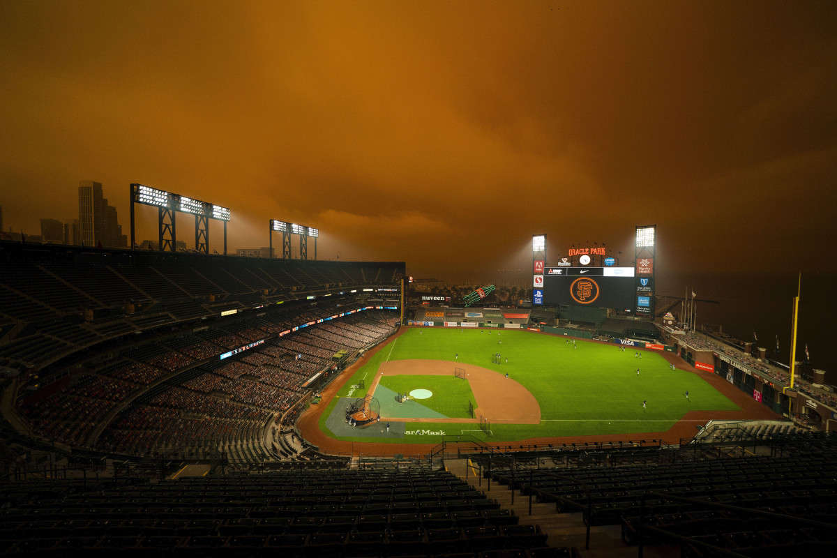Smoke filled sky at Giants' Oracle Park