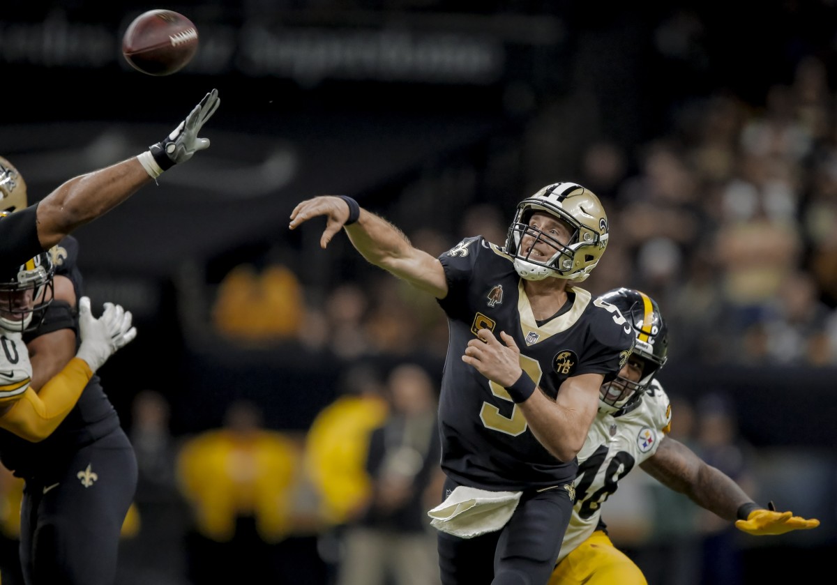 Dec 23, 2018; New Orleans, LA, USA; New Orleans Saints quarterback Drew Brees (9) throws against the Pittsburgh Steelers during the fourth quarter at the Mercedes-Benz Superdome. Mandatory Credit: Derick E. Hingle-USA TODAY
