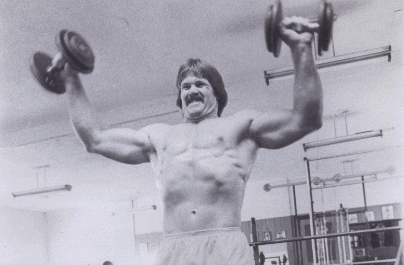 Who is Kevin Richardson? We&rsquo;ll Give You a Strong Husky Hint - Sports