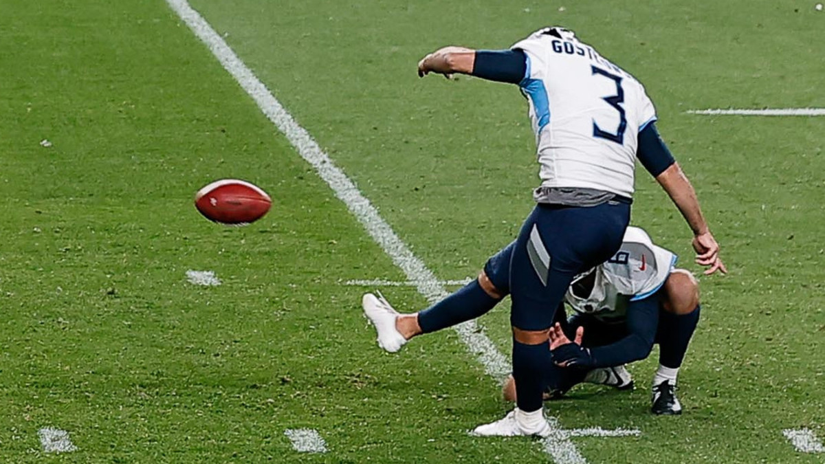 Closeup of Stephen Gostkowski kicking a field goal