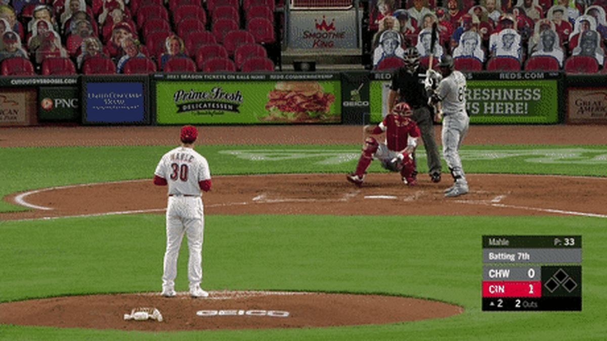 Robert foul ball vs. CIN on 9/18.