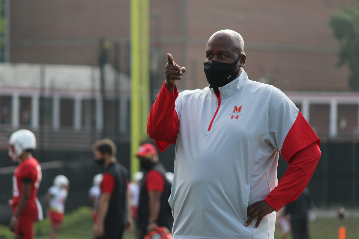 Johnny Jordan Named Rimington Award Candidate - Sports Illustrated ...