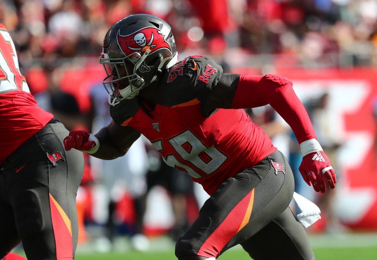 Tampa Bay Buccaneers linebacker Shaquil Barrett (58) rushes against the Atlanta Falcons during the first half at Raymond James Stadium.