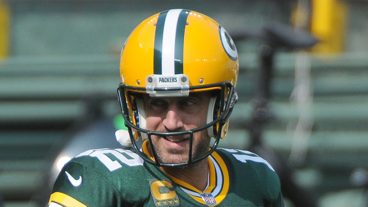Aaron Rodgers Sees Open Receivers Sports Illustrated Green Bay