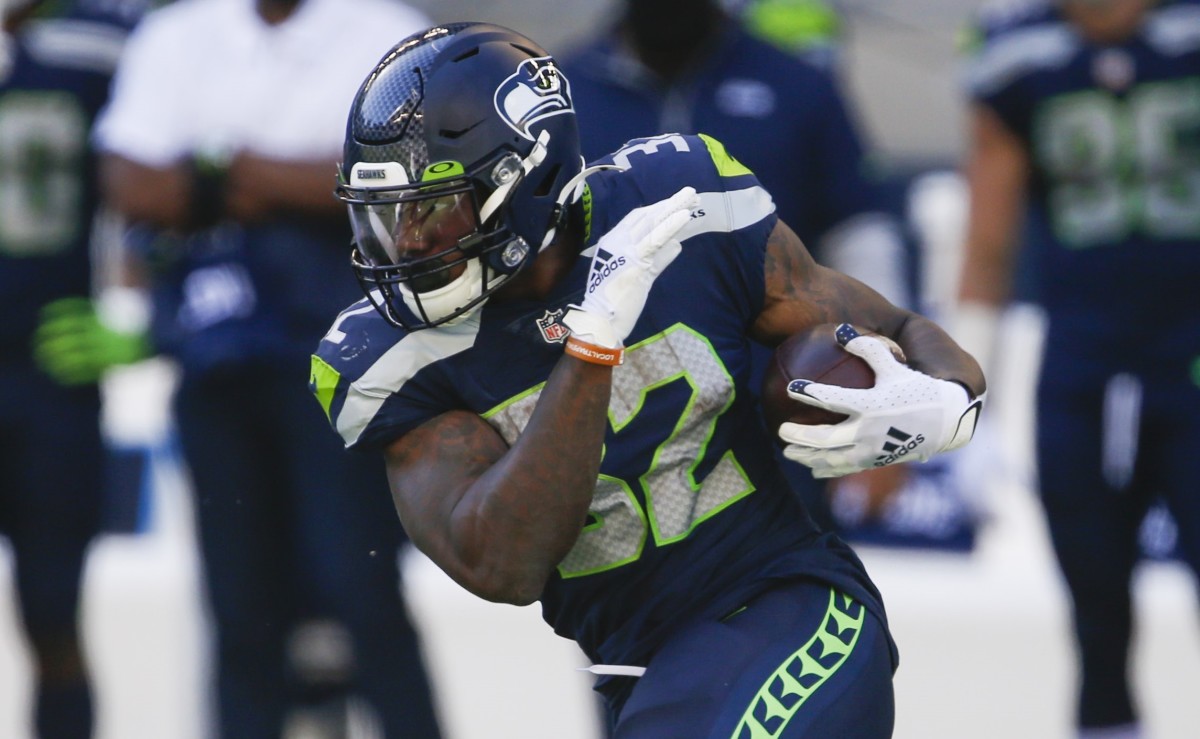 Pete Carroll Provides Gloomy Update on Seattle Seahawks RB Chris Carson