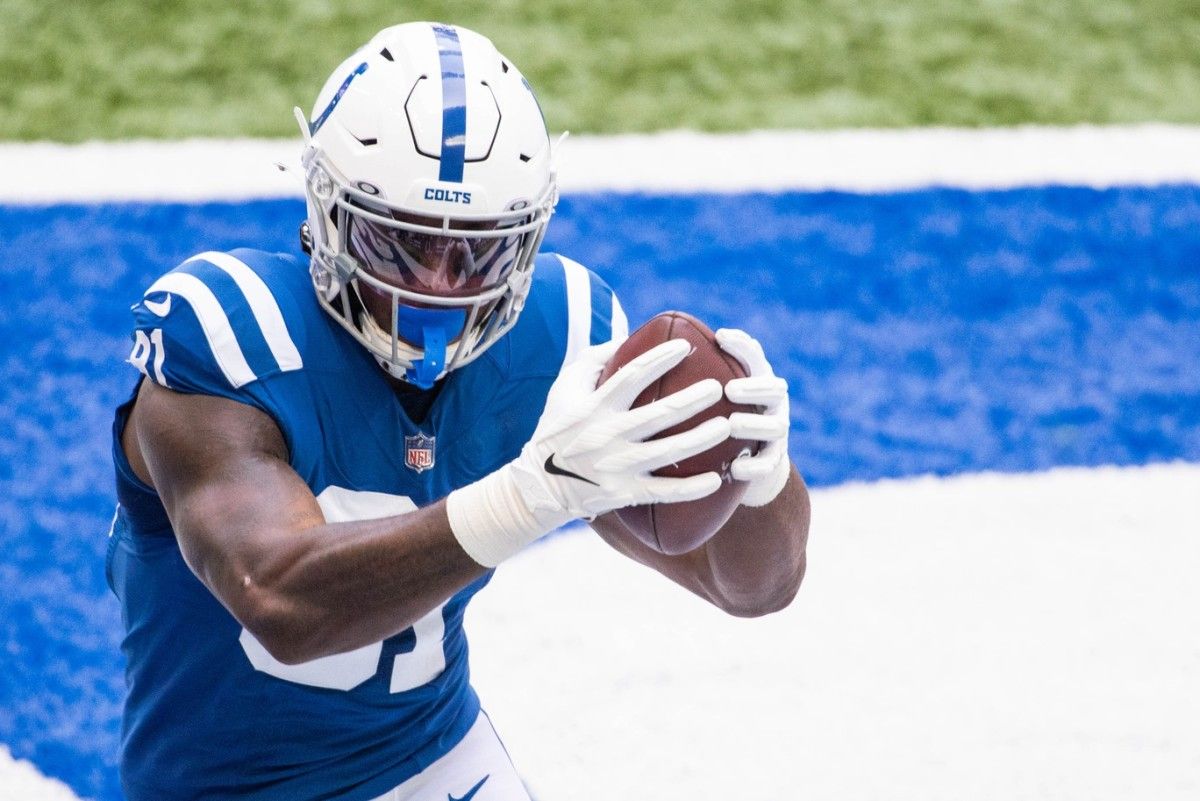 Indianapolis Colts tight end catches a touchdown pass in Sunday's 36-7 home rout of the New York Jets.