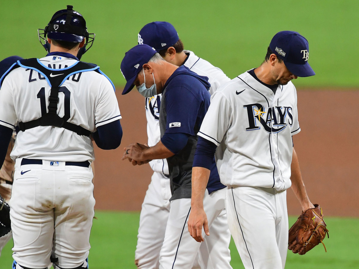 Charlie Morton exits the game