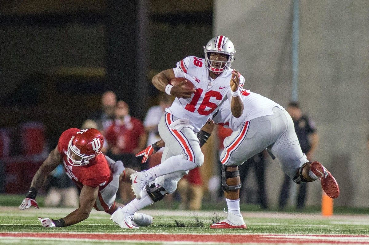 J.T. Barrett slips away from pressure at Indiana in 2017.