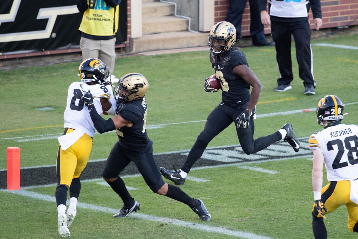 David Bell coasts in for one of his three Purdue touchdowns.