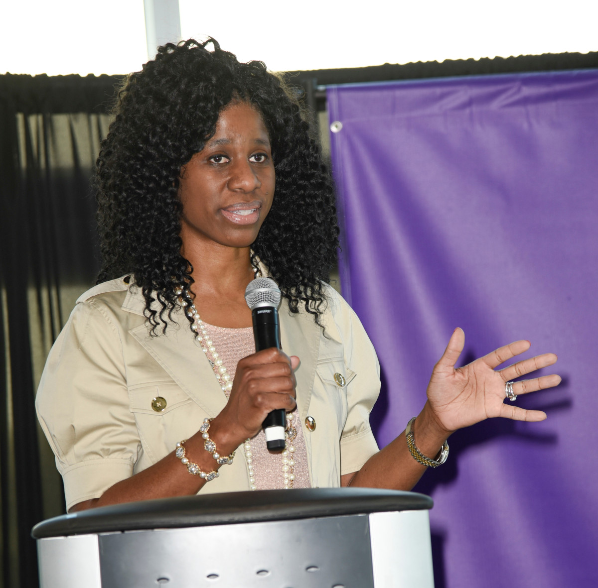 terri-jackson-podium-speech