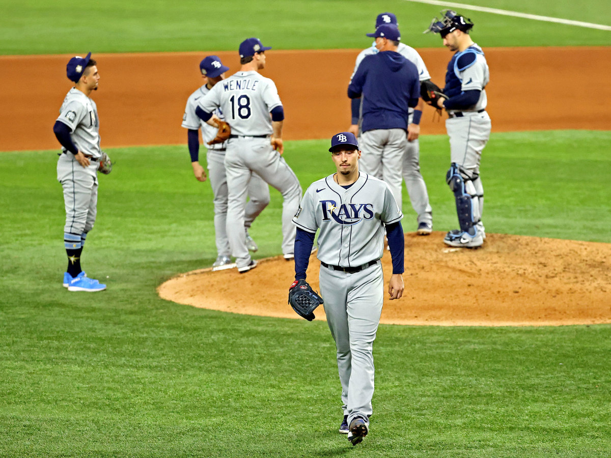 Dodgers' Mookie Betts joins Yankees' Babe Ruth, Lou Gehrig with