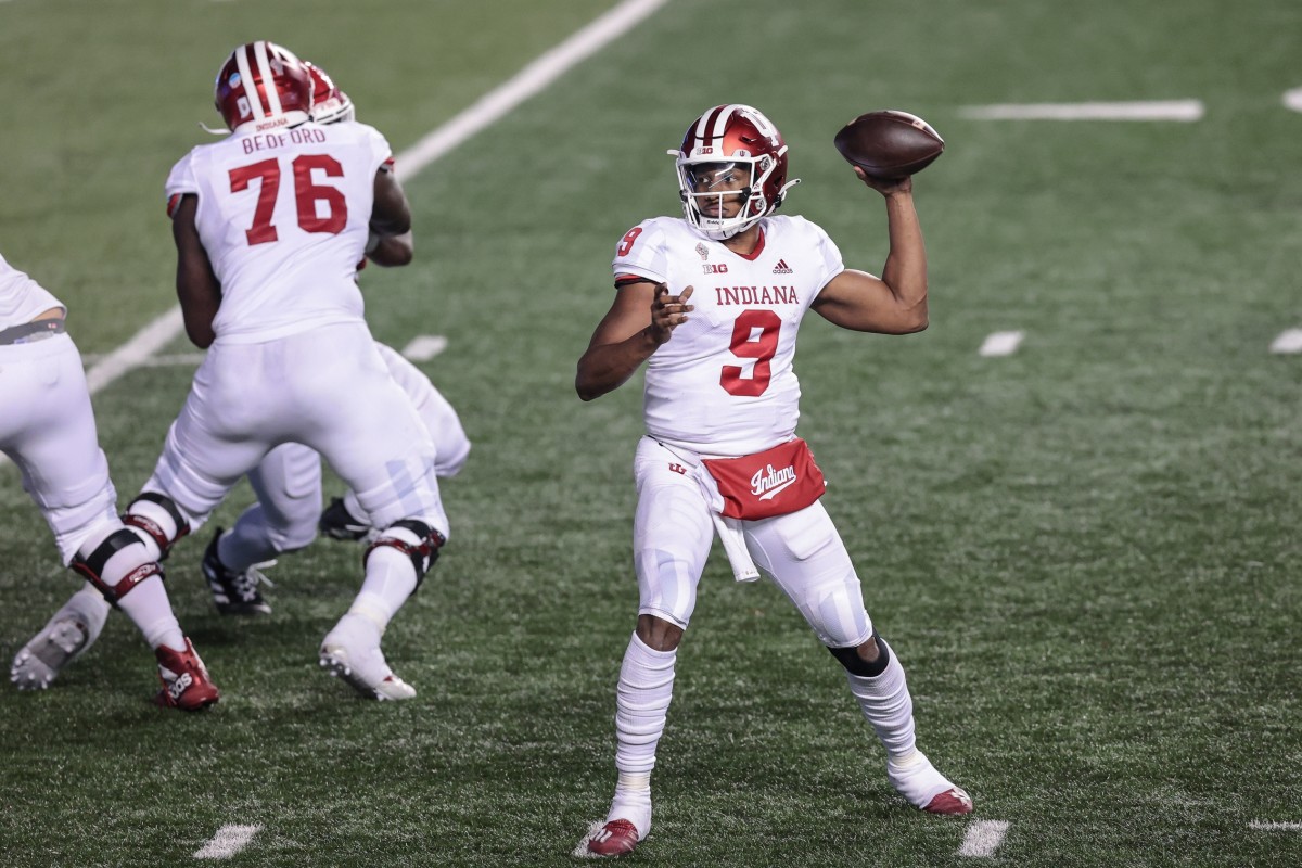 Michael Penix Jr. threw for three touchdowns during the 37-21 win over Rutgers. (USA TODAY Sports)
