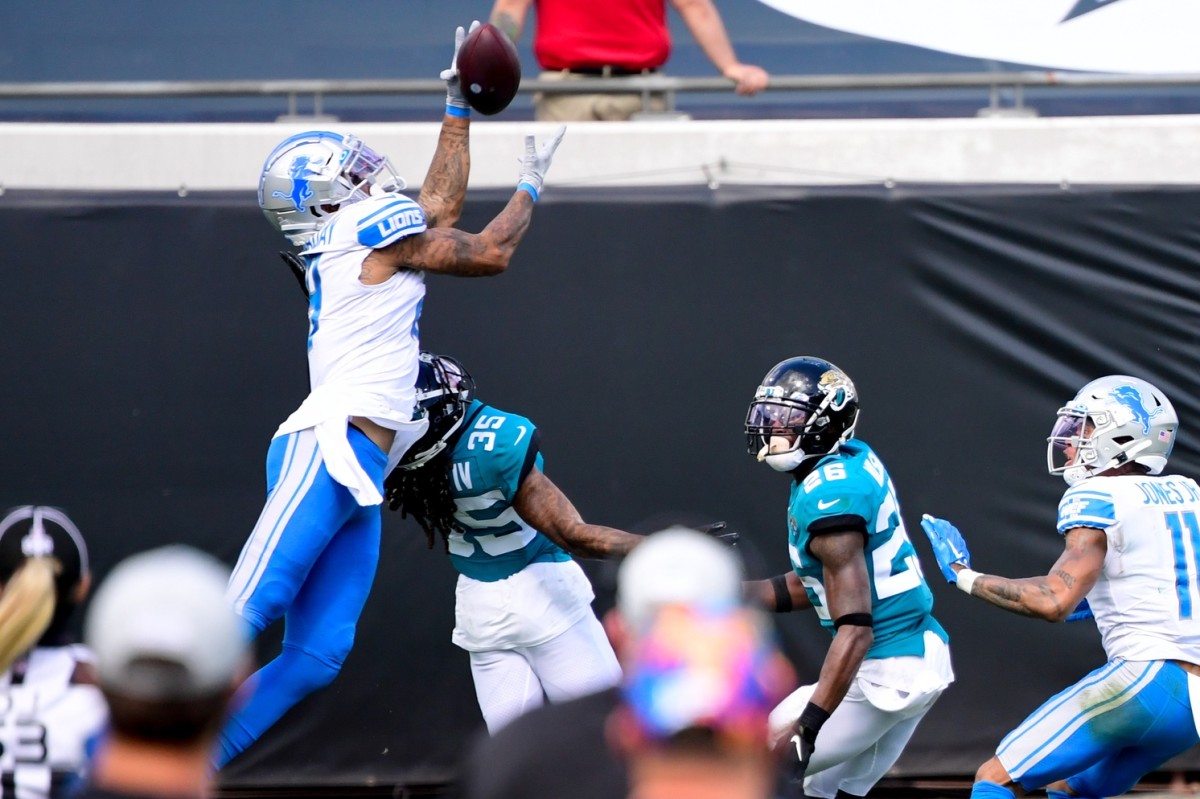 Kenny Golladay going up for catch against Jaguars.   