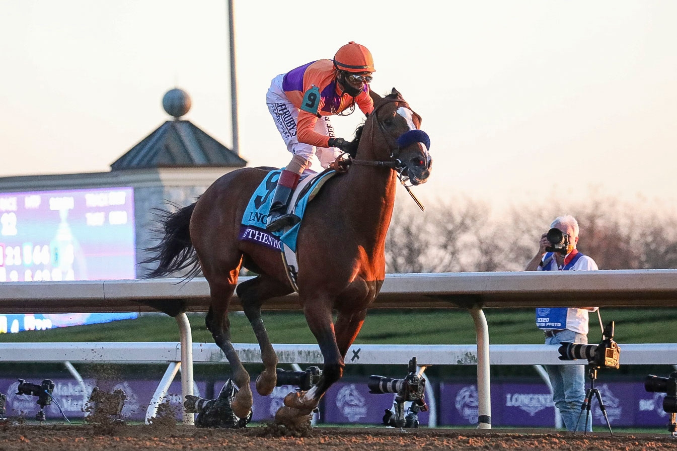 Breeders Cup Classic Authentic leads wiretowire in dominant win