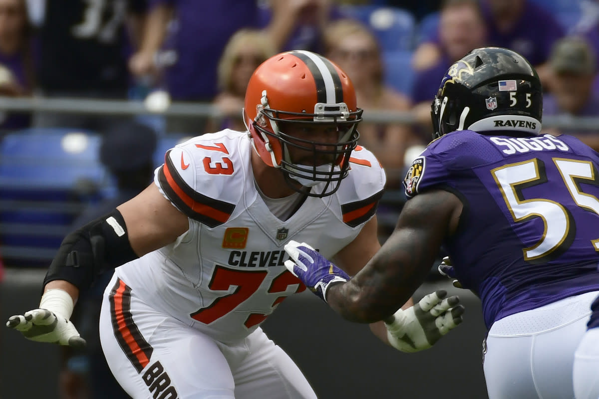 Browns left tackle Joe Thomas (73) blocks Ravens outside linebacker Terrell Suggs (55) during a 2017 game in Baltimore.