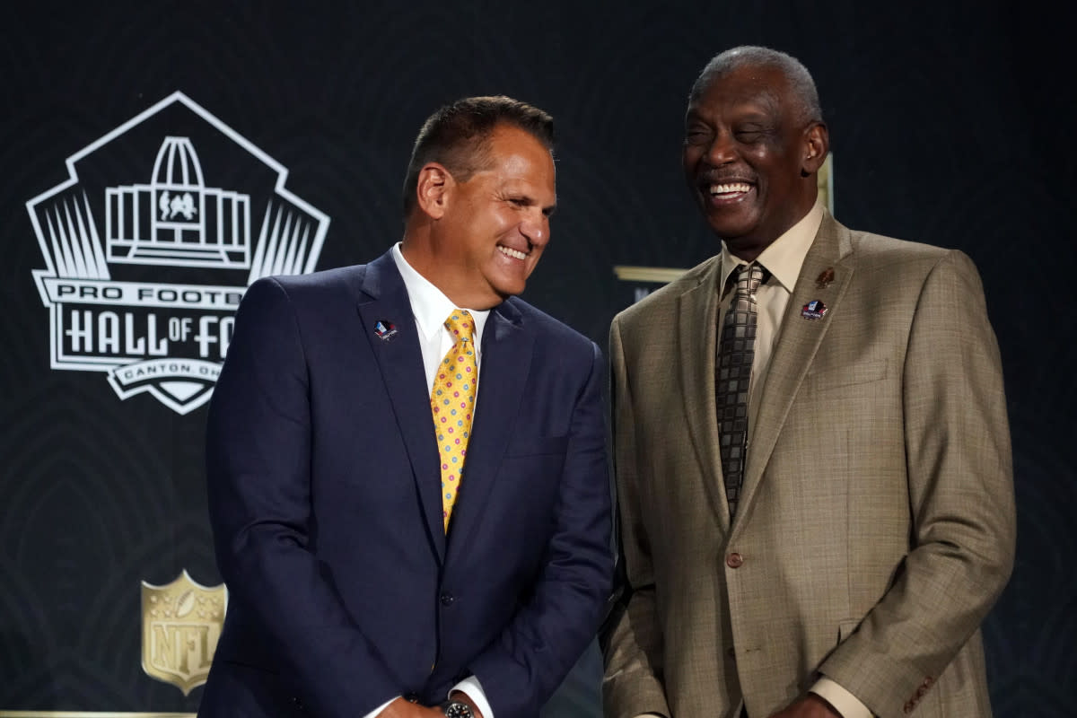 Hall of Fame inductee Jimbo Covert (left) talks to Hall of Fame inductee Harold Carmichael (right) during the 2020 NFL Honors awards presentation at Adrienne Arsht Center.