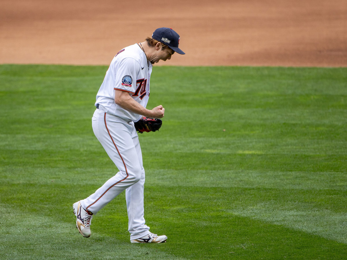 Kenta Maeda celebrating