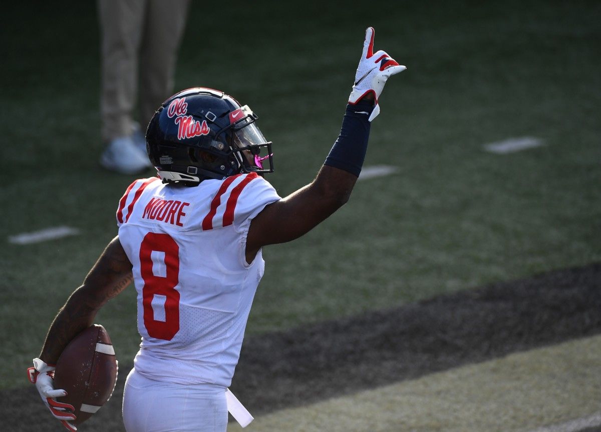 Ole Miss Releases Uniform Combination For Road Game At Vanderbilt The Grove Report Sports 