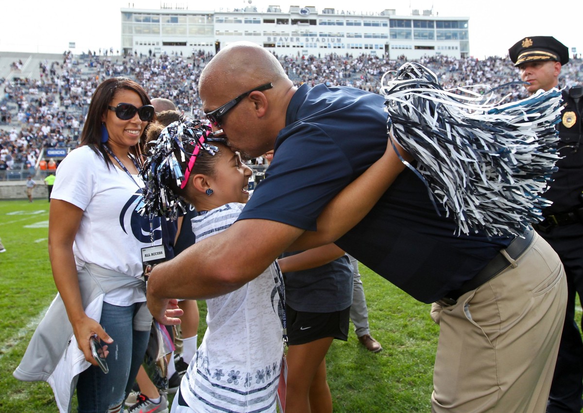 James Franklin with his family in 2018 (Matthew O'Haren/USA Today Sports)