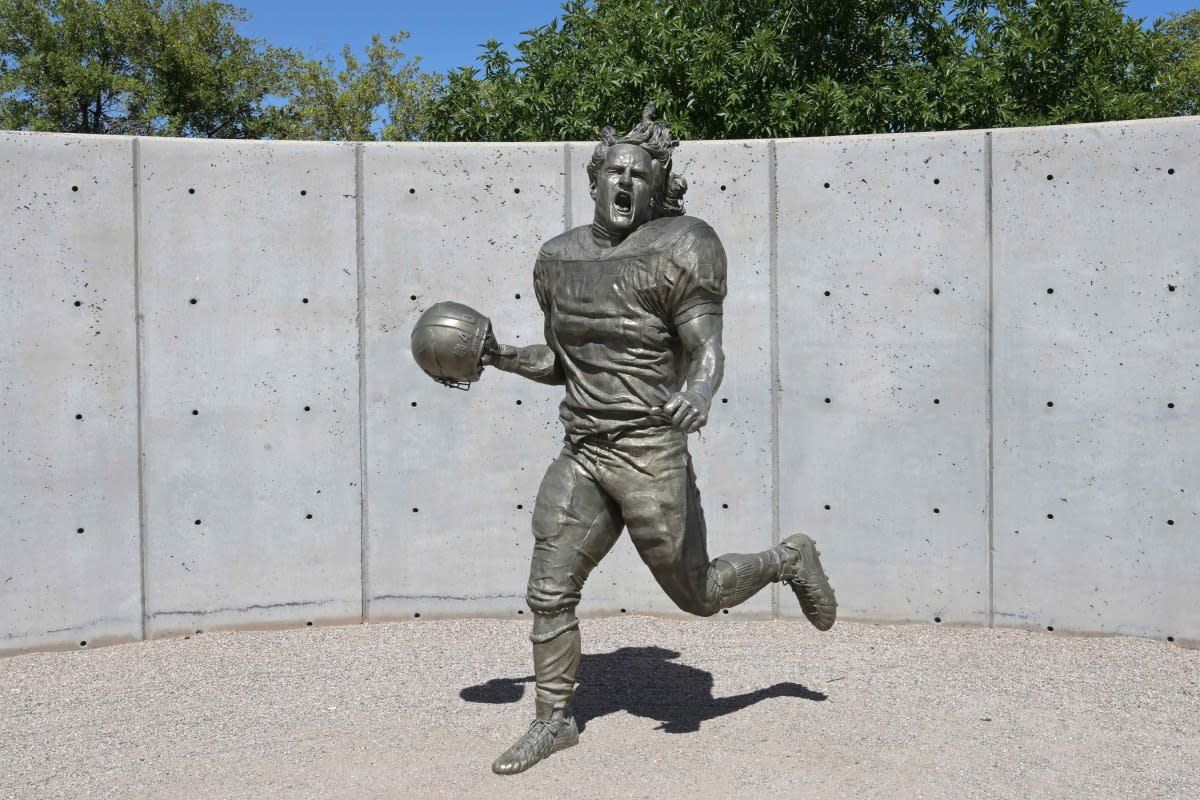 Pat Tillman enlisted in the United States Army in 2002 and was killed in Afghanistan in 2004 by friendly fire. Tillman is one of 14 professional football players to be killed in combat.