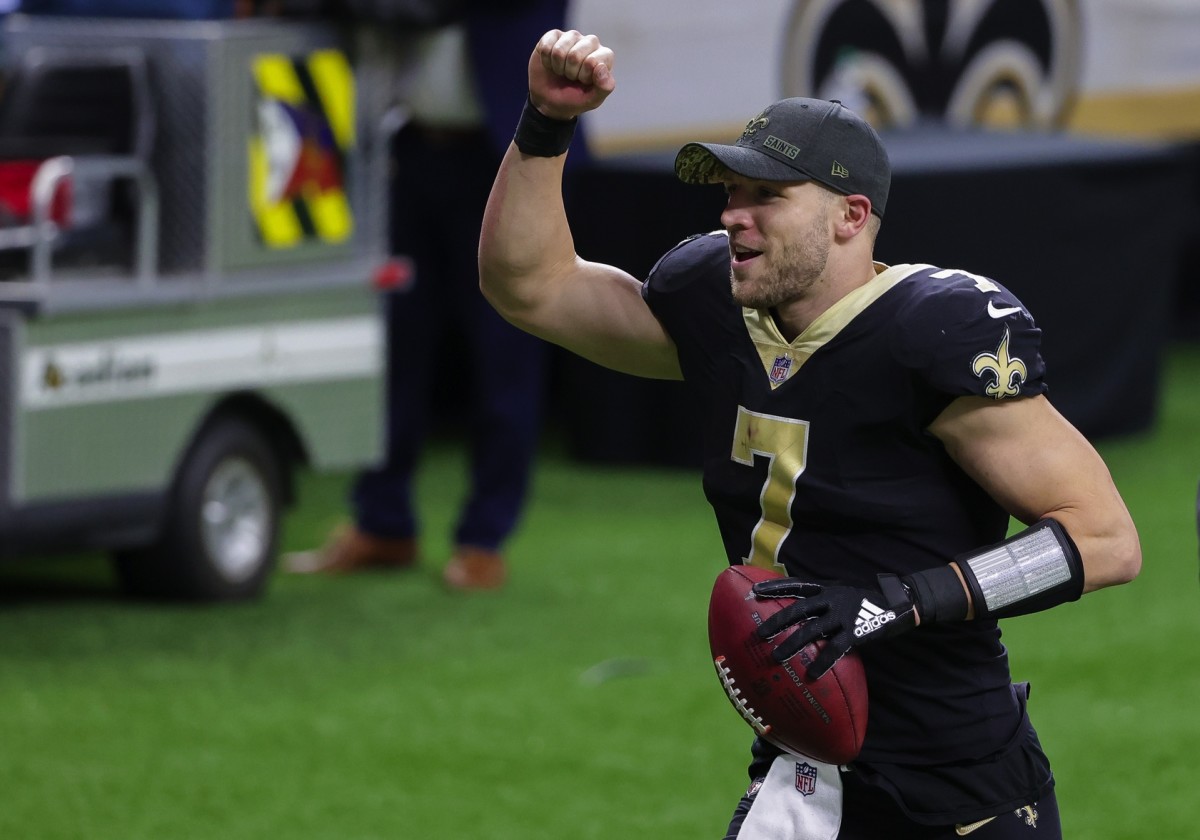 New Orleans Saints (8-2) lead the NFC Playoff Race