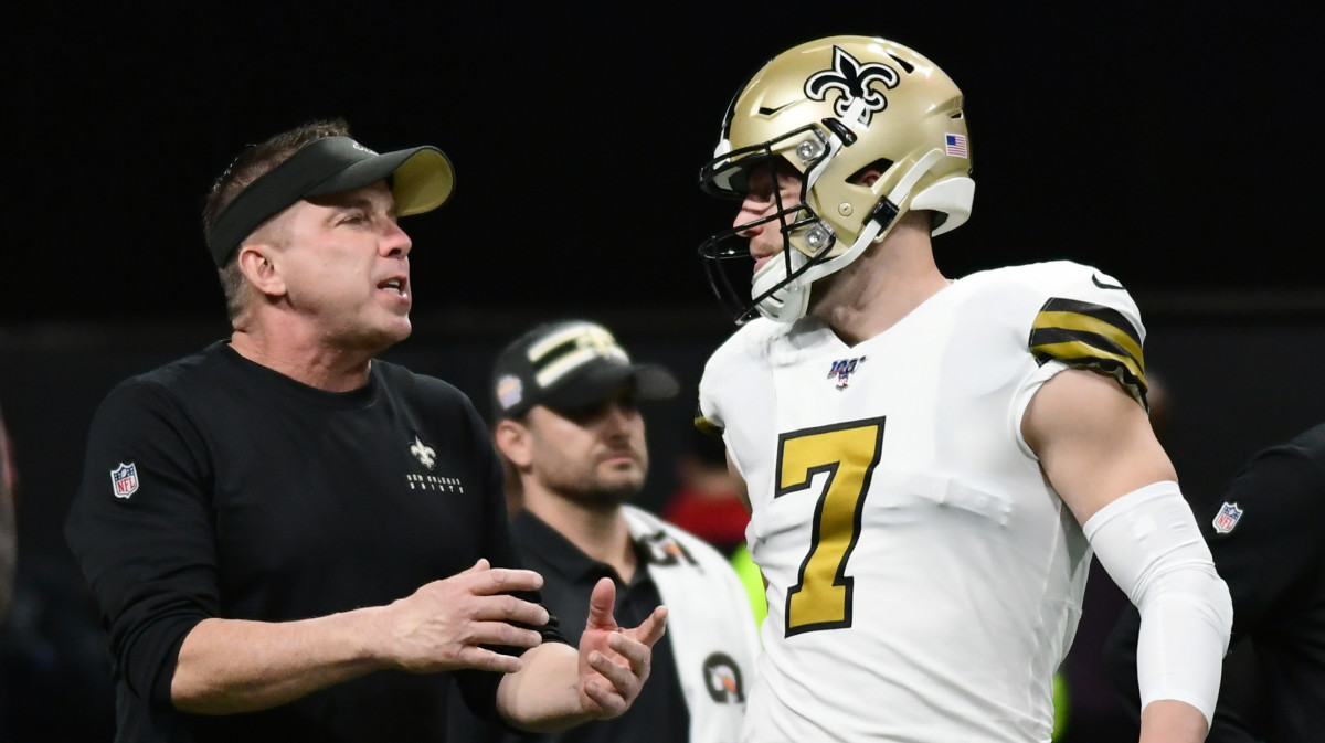 Sean Payton talks to Taysom Hill
