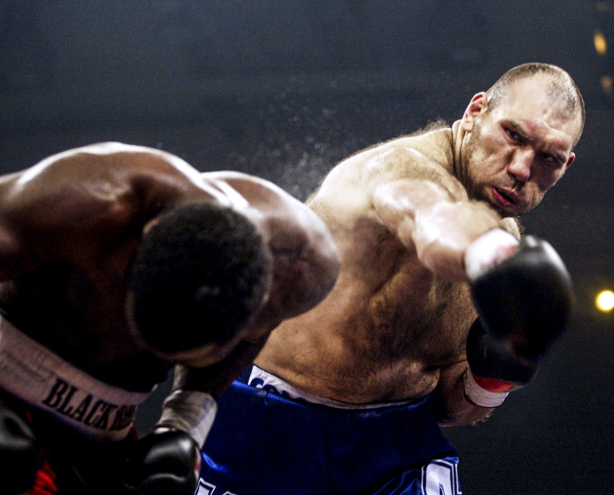 In May 2005, three months before his second robbery, Etienne took a beating from the Russian giant Nikolai Valuev.