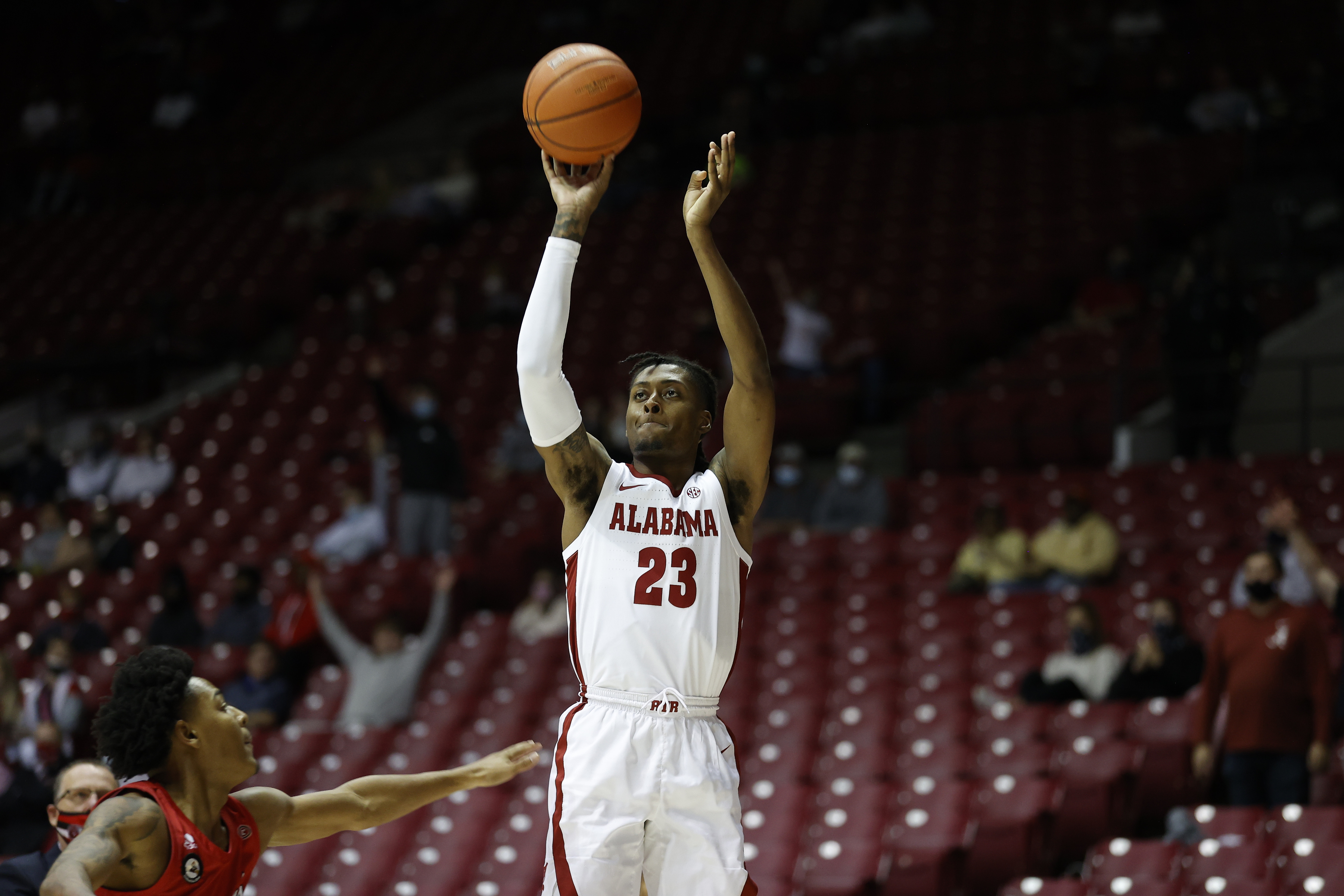 Alabama Basketball Bounces Back Against Unlv 86 74 Sports Illustrated Alabama Crimson Tide News Analysis And More