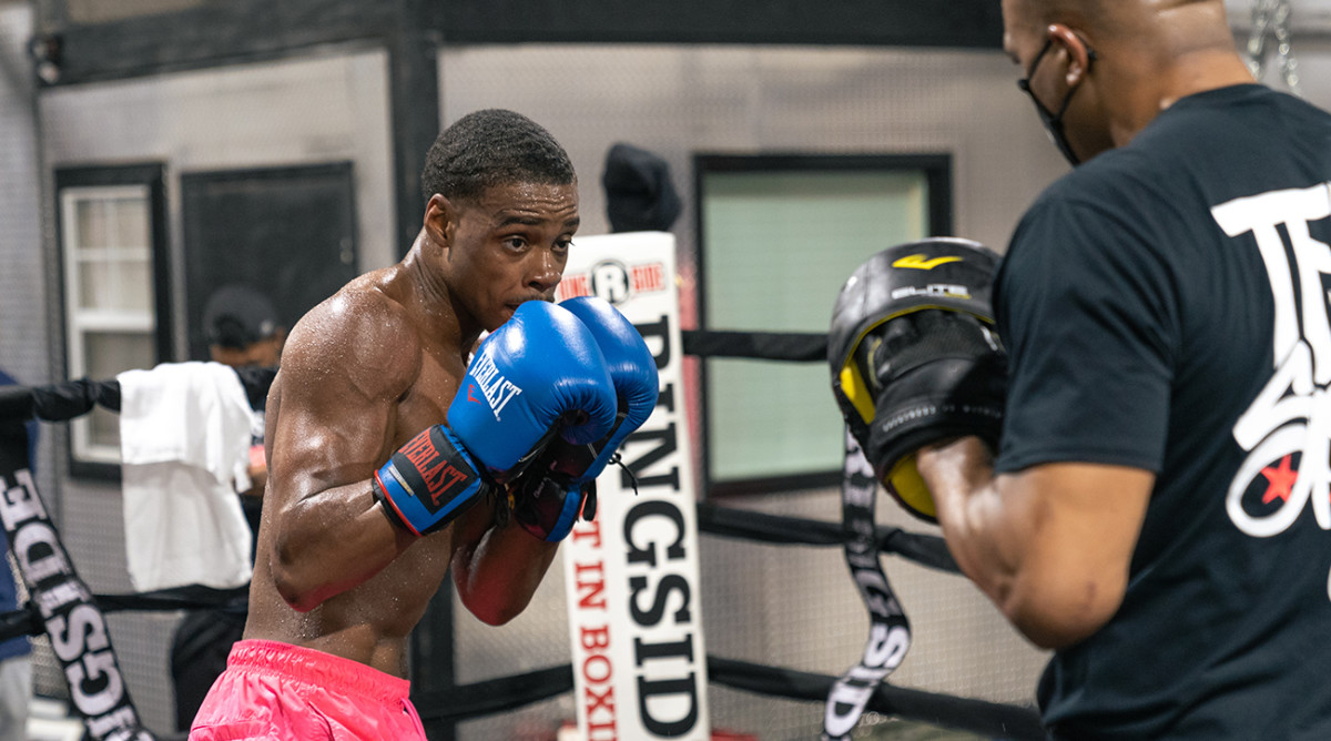 Errol Spence Jr. will fight Danny Garcia in his return to boxing after surviving a drunk driving accident in 2019.