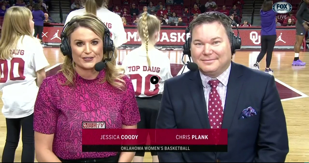 Jessica Coody Will Call Oklahoma Sooners Men S Basketball Game Vs Florida A M Sports Illustrated Oklahoma Sooners News Analysis And More