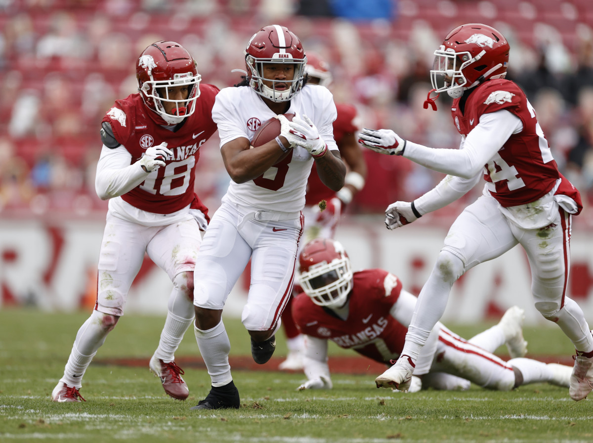 Live Updates No. 2 Alabama Football vs No. 21 Arkansas Sports