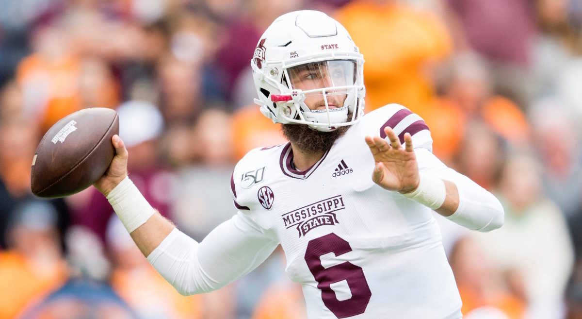 Former Mississippi State Bulldogs football quarterback Garrett Shrader ...