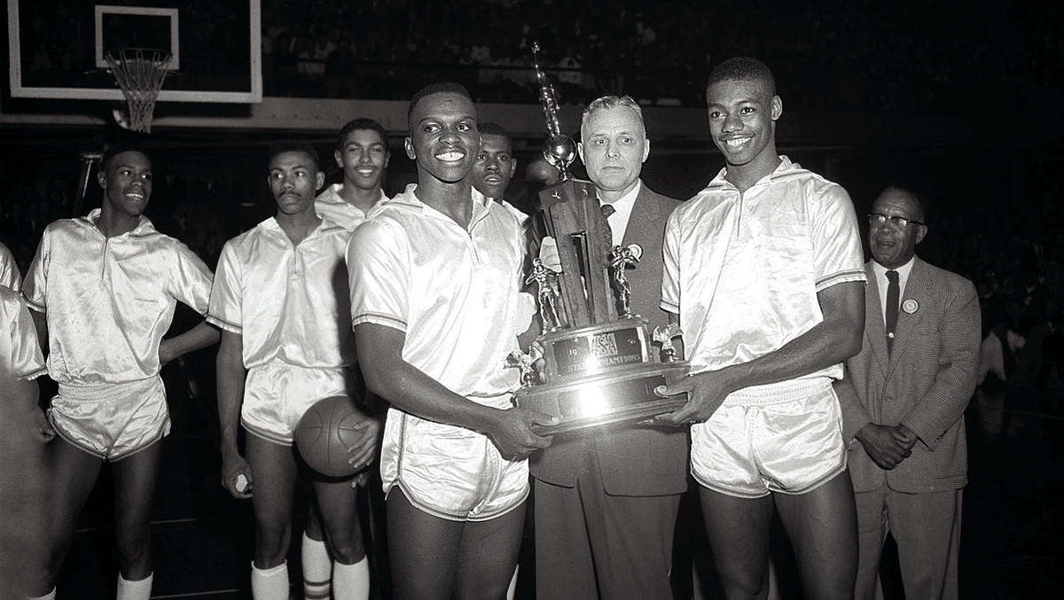 Robertson led Crispus Attucks to a pair of Indiana state titles.