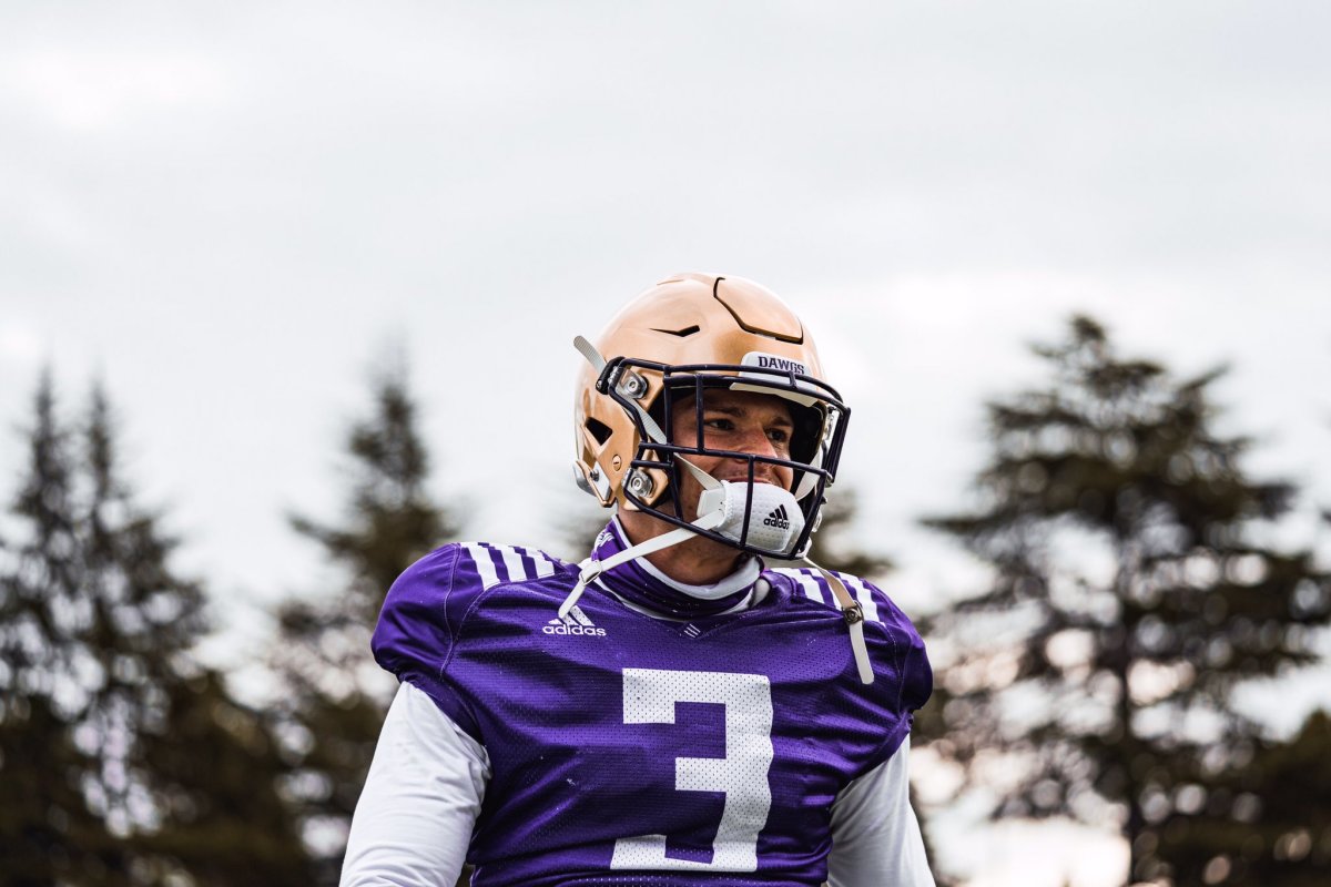 UW's Molden Named Pac-12 Player of the Year by Pro Football Focus