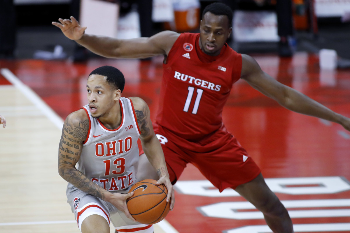 Ohio State Senior C.J. Walker to Miss Time With Torn Ligaments in Right