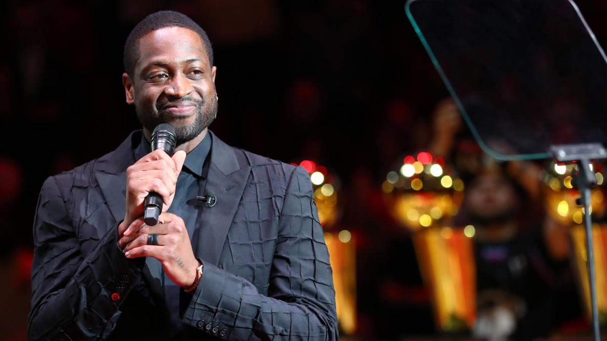 Dwyane Wade Receives Unanimous Hall of Fame Induction News - Sports  Illustrated
