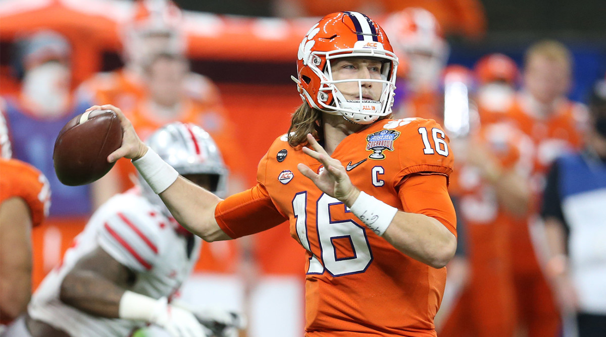 Trevor Lawrence throws a pass in the Sugar Bowl