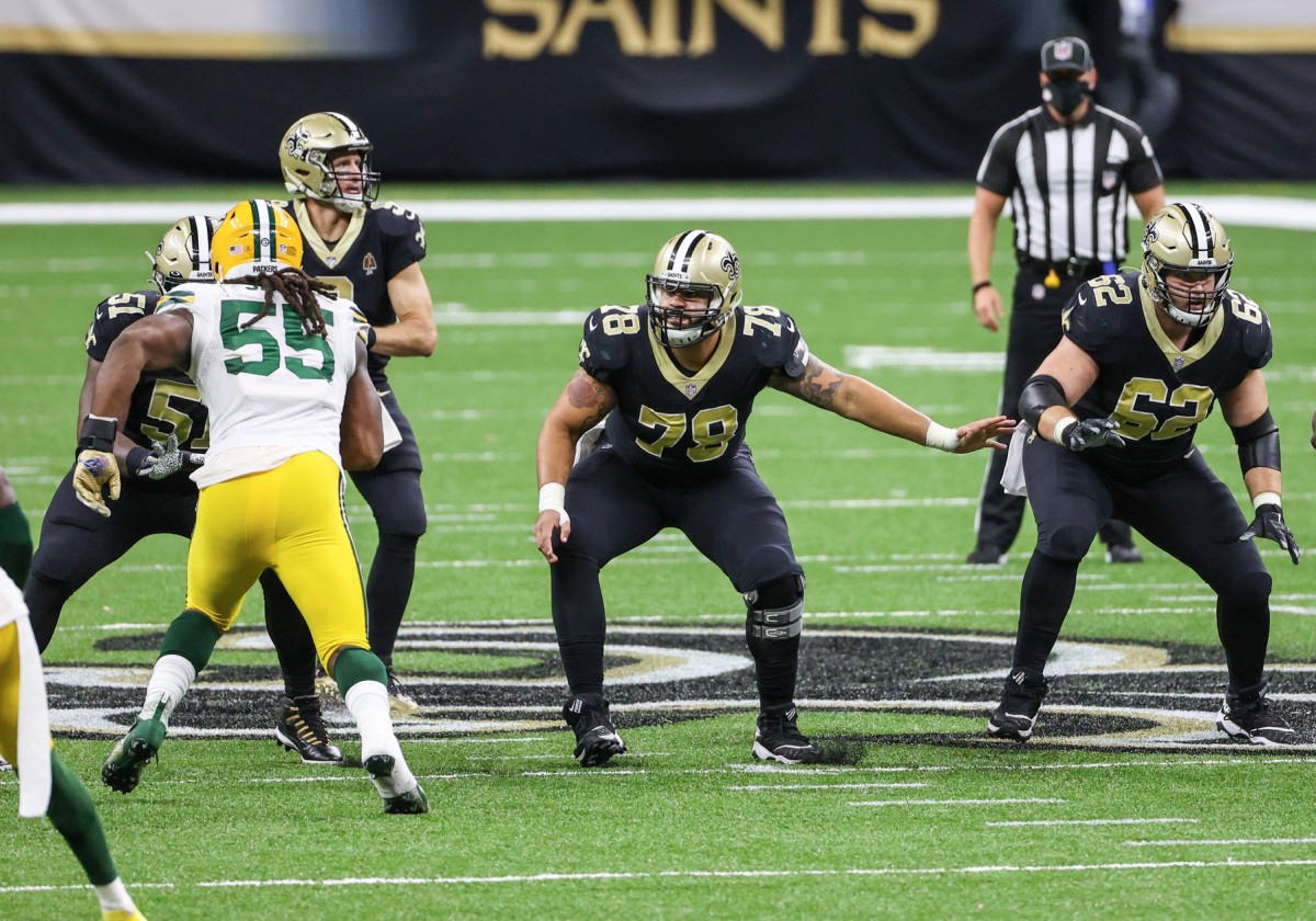 Sep 27, 2020; New Orleans, Louisiana, USA; New Orleans Saints center Erik McCoy (78) and Nick Easton (62) block against the Green Bay Packers during the second half at the Mercedes-Benz Superdome. Mandatory Credit: Derick E. Hingle-USA TODAY Sports