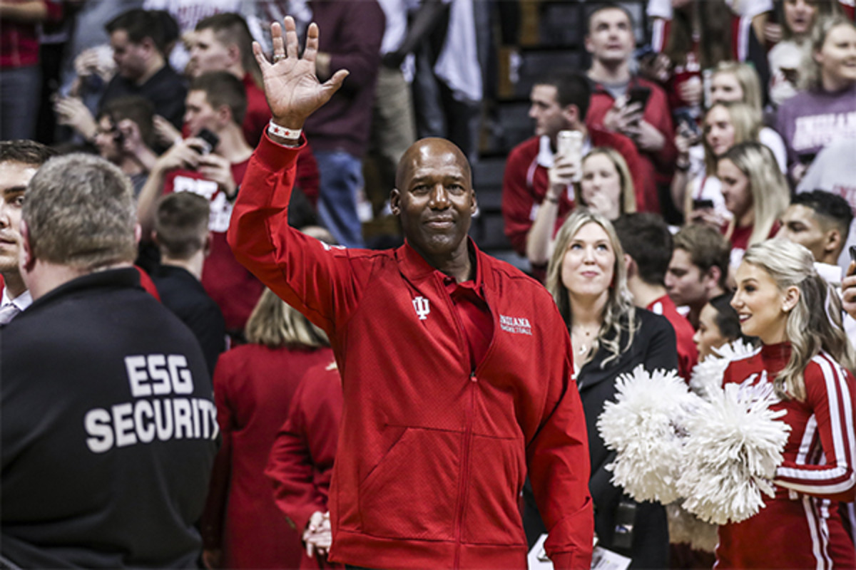 Wayne Radford waves to the crowd on Feb. 8, 2020 on the day Bob Knight returned to Assembly Hall for the first time in 20 years. (USA TODAY Sports)