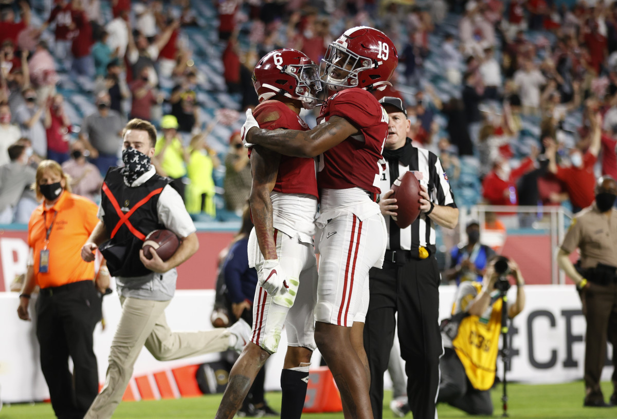 January 11, 2021, Alabama tight end Jahleel Billingsley and wide receiver Devonta Smith in CFP National Championship in Miami, FL.
