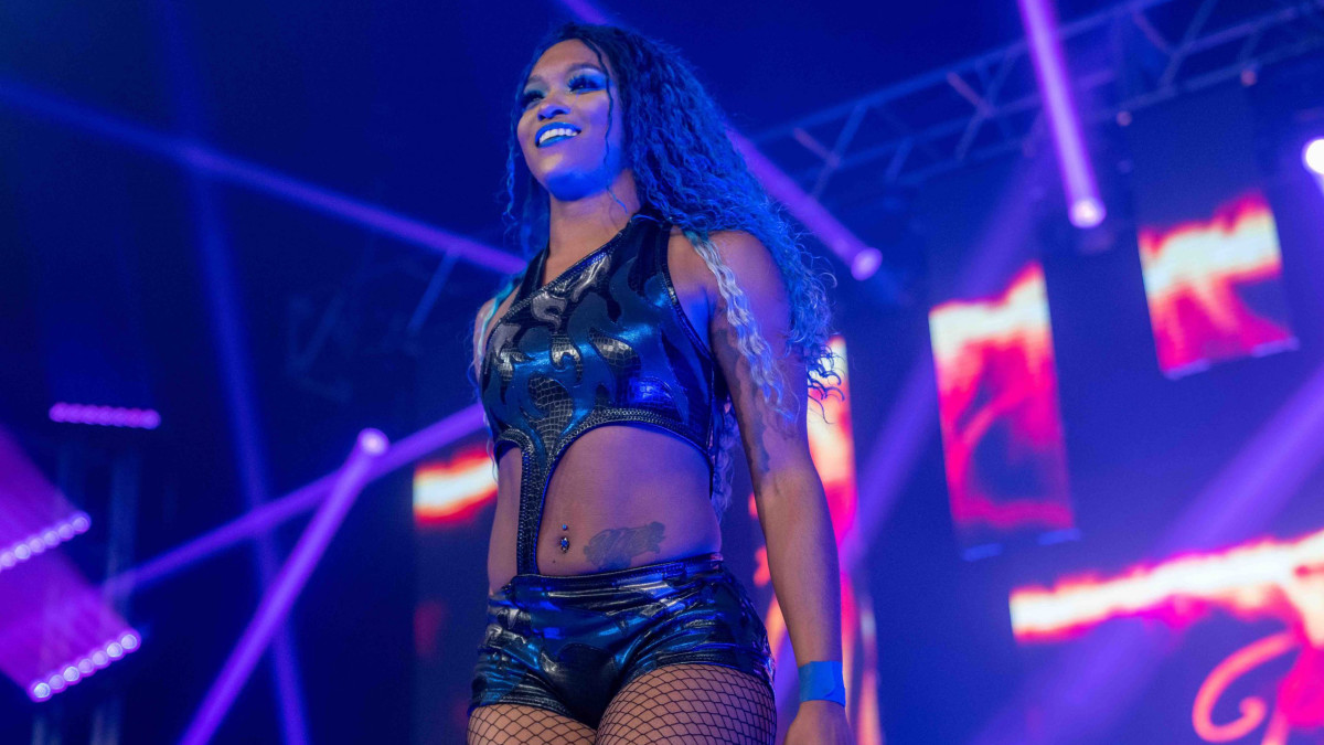 Wrestler Kiera Hogans Coming Out Party spreads love and 