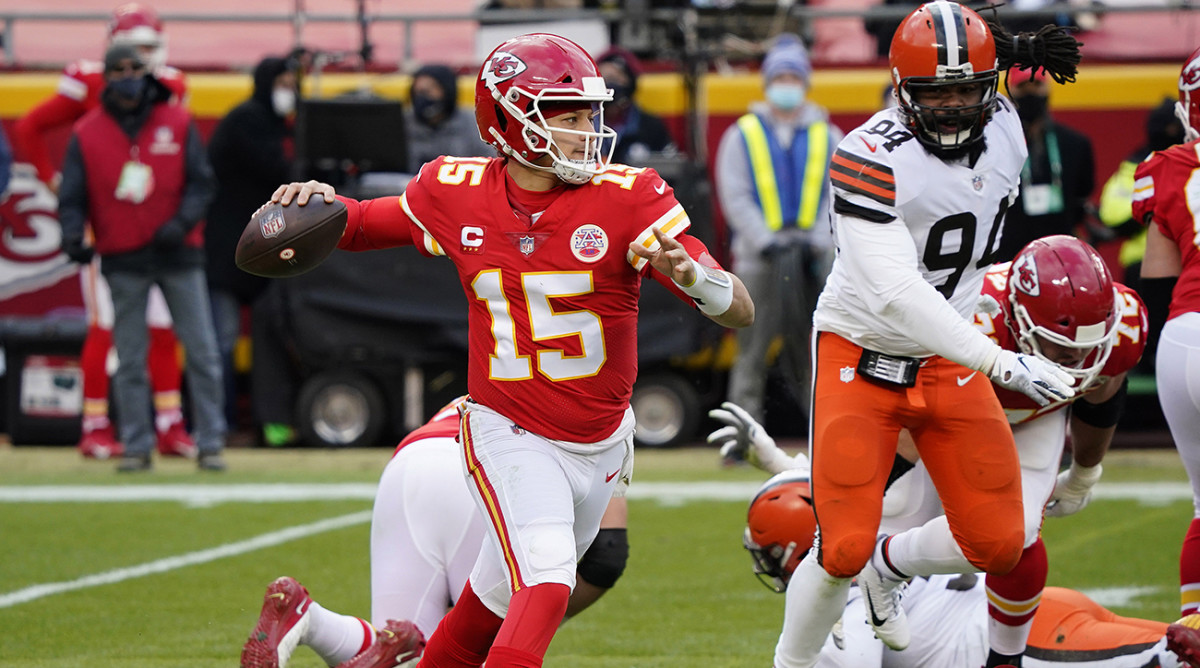 Patrick Mahomes attempts a pass against the Cleveland Browns