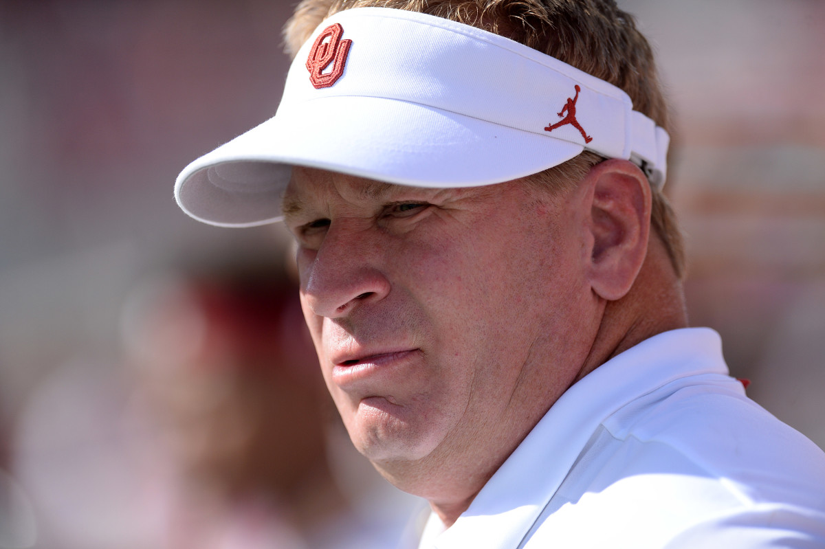 Mike Stoops - closeup
