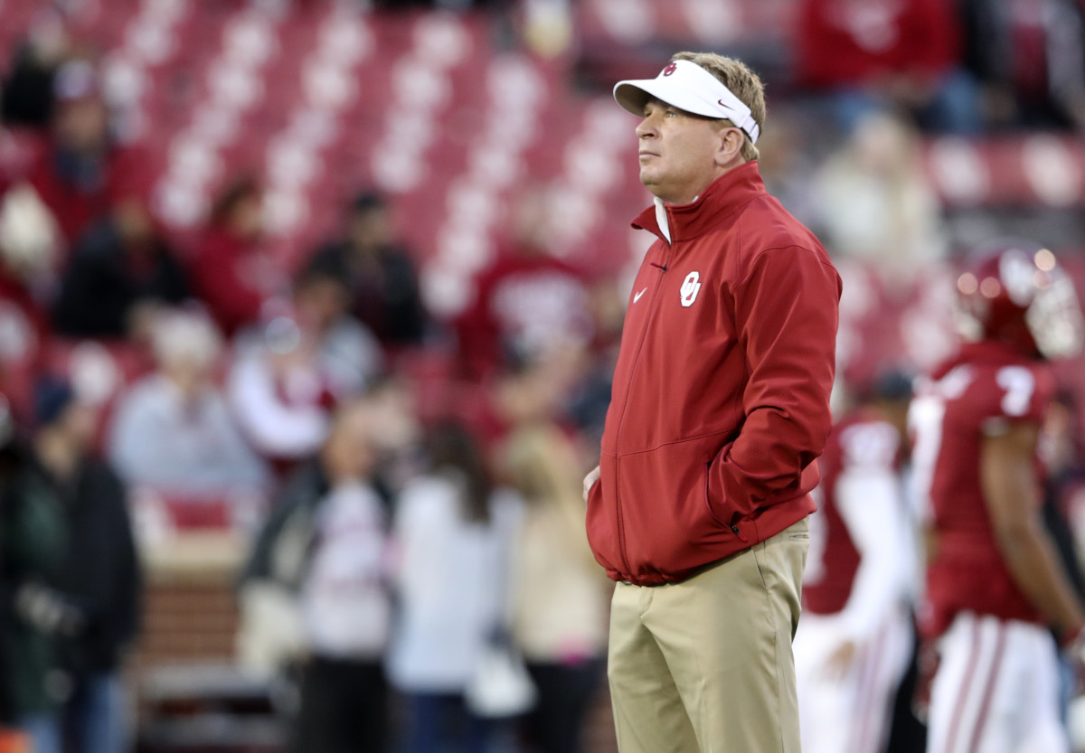 Report Mike Stoops not a candidate at Texas Sports