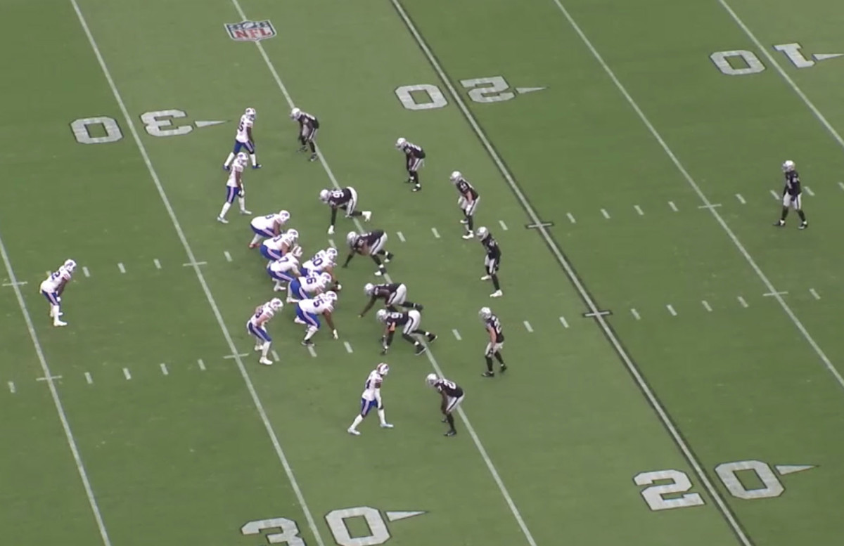 Pre-snap diagram of Bills' touchdown against the Raiders