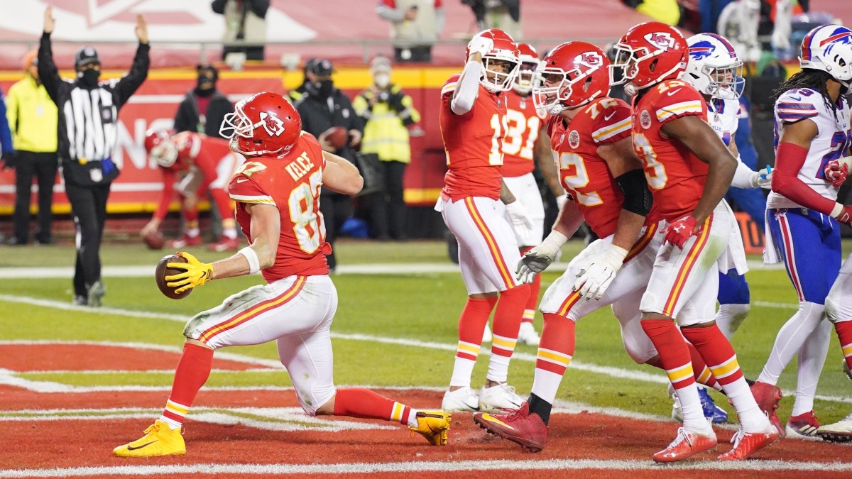 Travis Kelce celebrates a touchdown against the Bills in the AFC championship game.